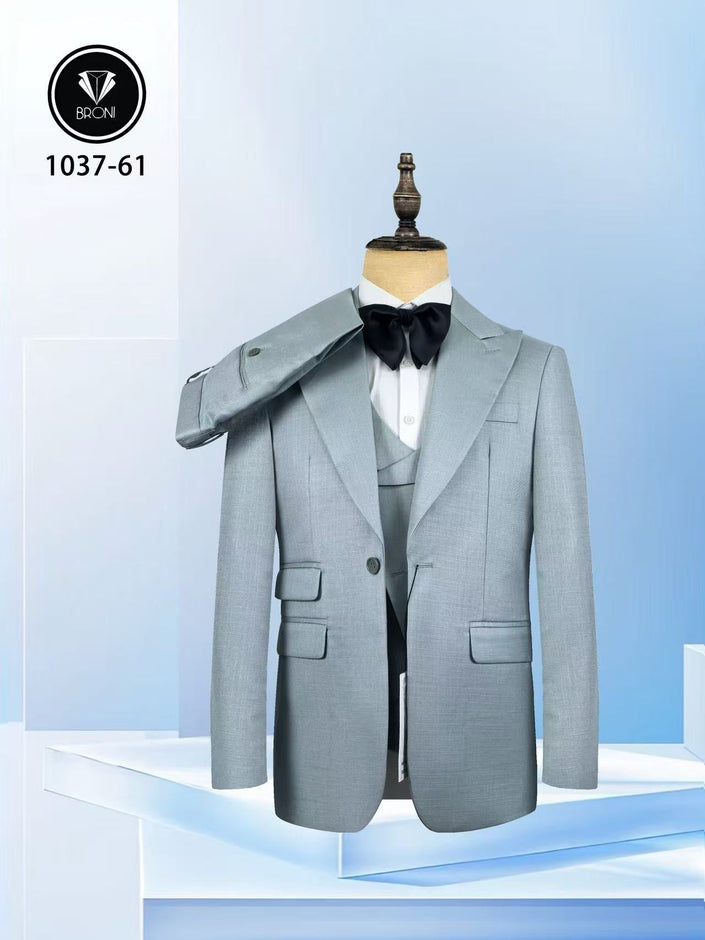 Slim fit peak lapel suit with single-breasted blazer, waistcoat, bow tie, light grey blue