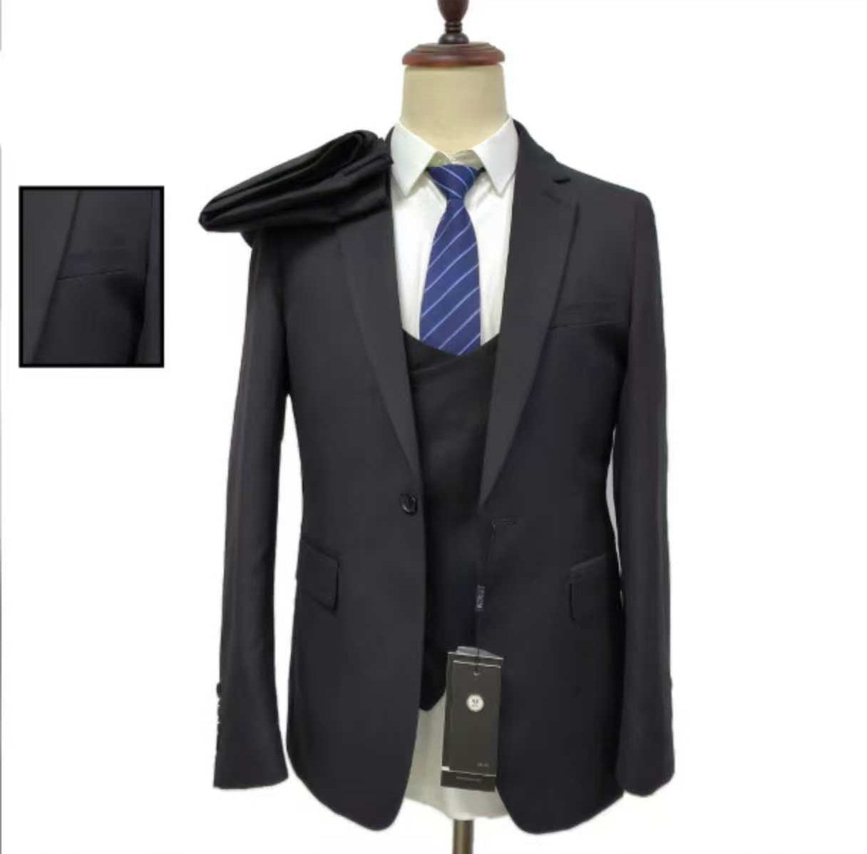 Black Notched Lapel 3-Piece Single-Breasted Suit for Men