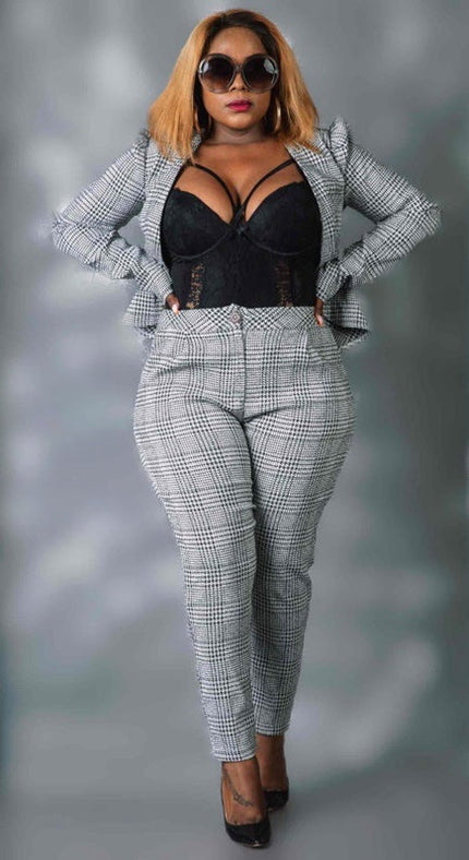 Checked blazer and pants suit with fitted trousers, gray-and-white plaid pattern
