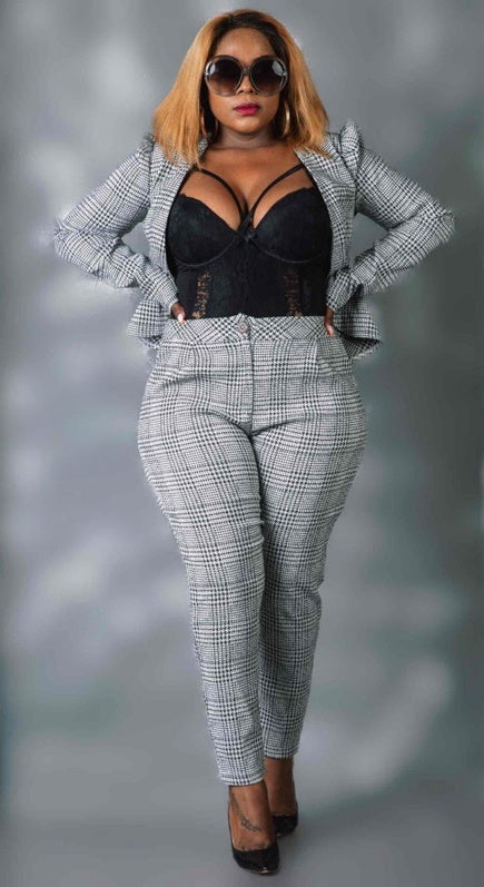 Checked blazer and pants suit with fitted trousers, gray-and-white plaid pattern