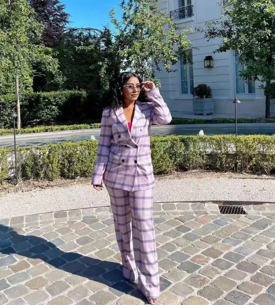 Plaid twin set suit: double-breasted blazer and matching trousers