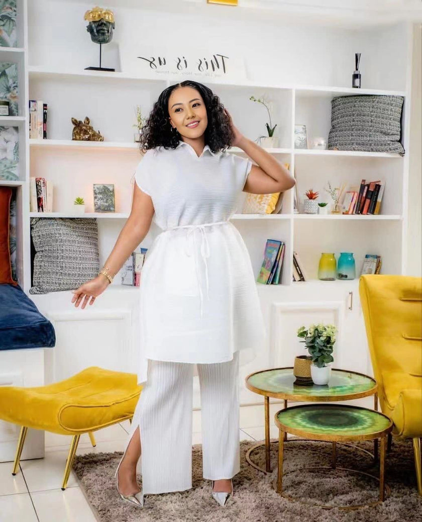 Women’s Short-Sleeve Top and Pleated Trousers Set