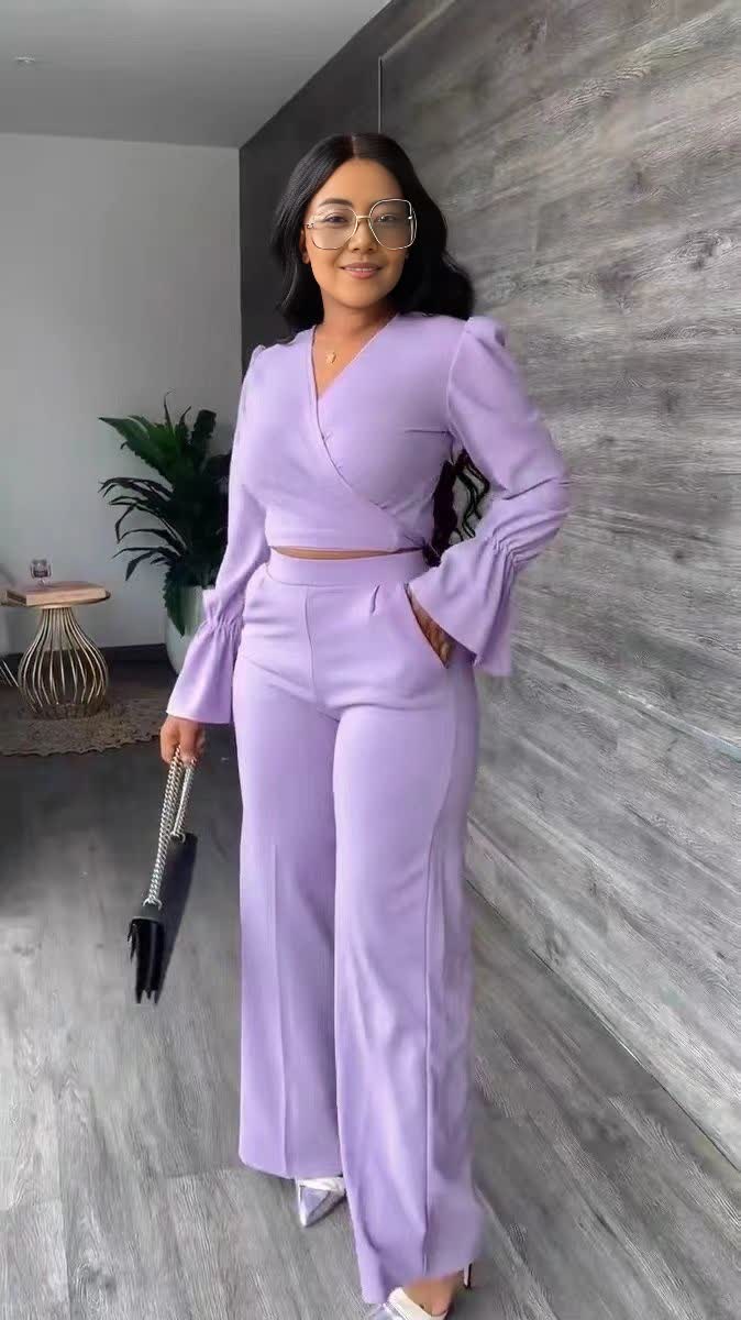 V-neck puff-sleeve jumpsuit, wide-leg, light purple