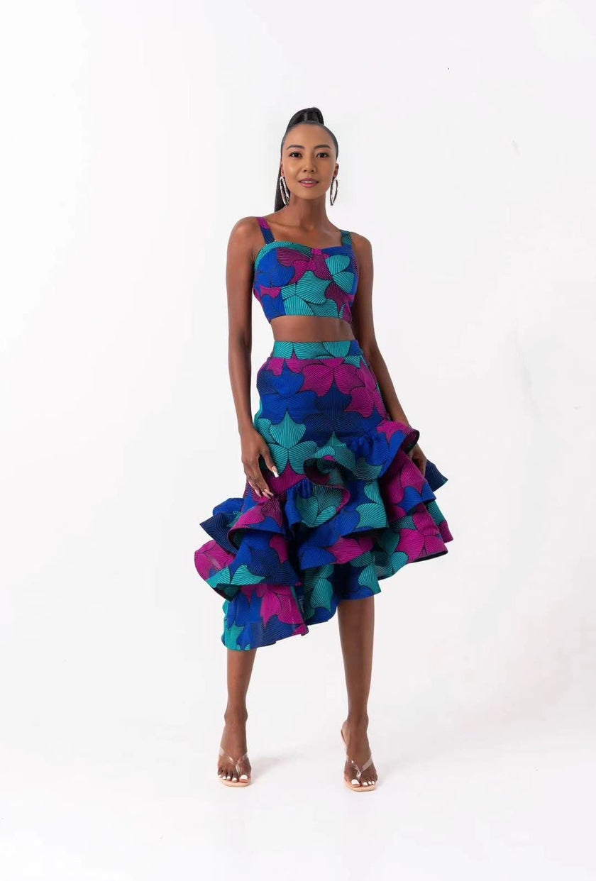 Sleeveless Mid-Length Dress with Fitted Bodice and Tiered Ruffle Skirt