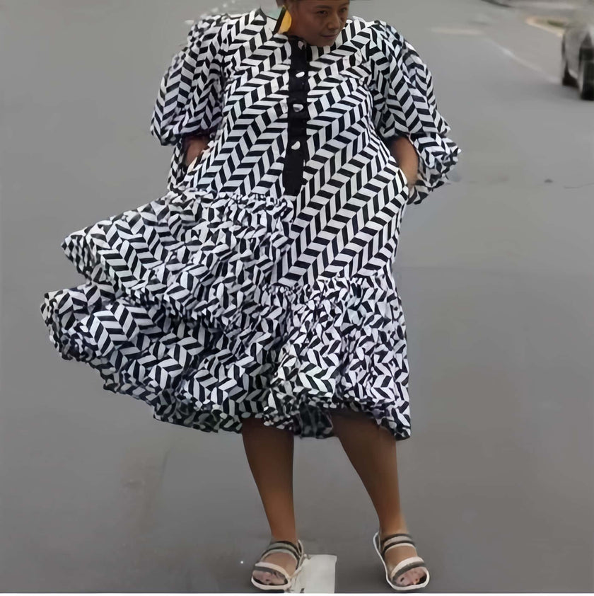 Geometric Patterned Flared Midi Dress with Short Sleeves