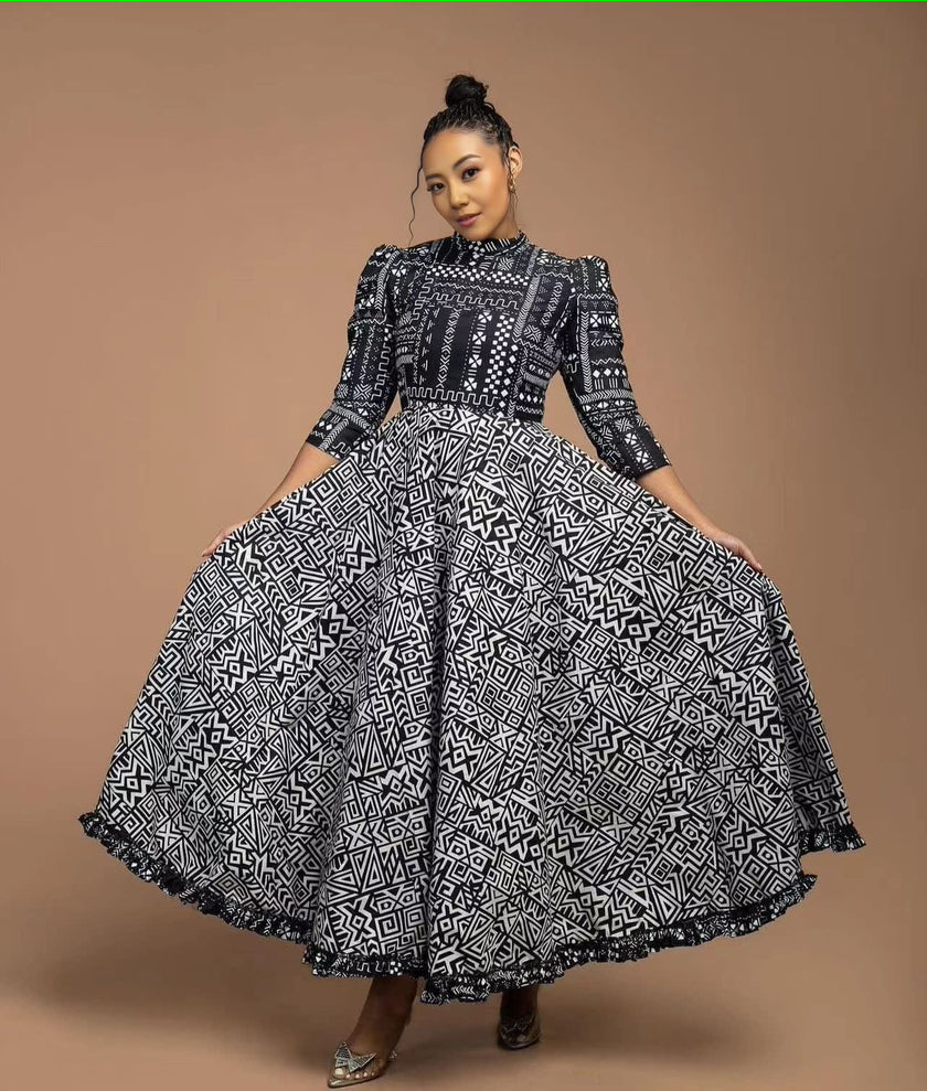Geometric Patterned Midi Dress with Full Skirt and Fitted Bodice