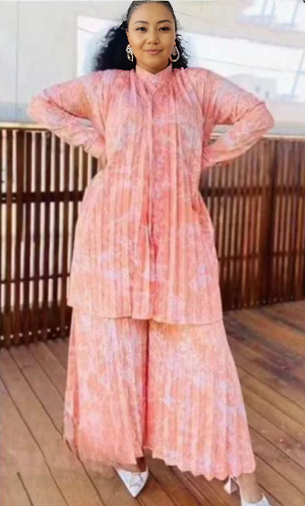Pleated belted twin set, loose fit tunic and long skirt in peach