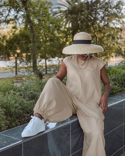 Wheat wide-leg crew-neck jumpsuit with short sleeves and relaxed fit
