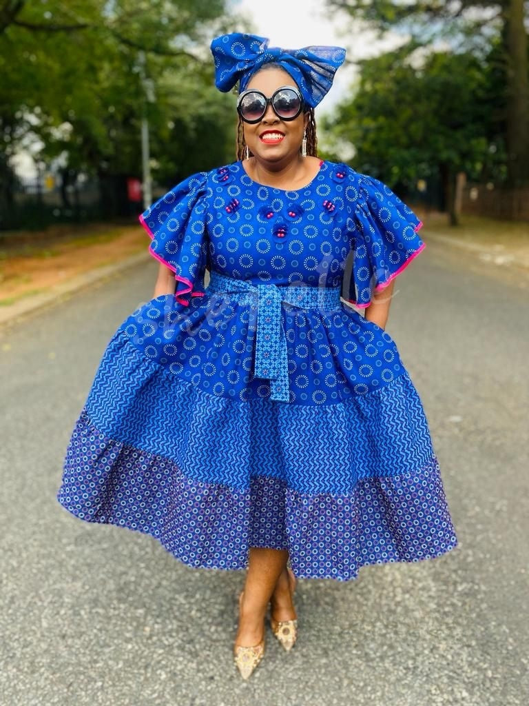 Puff-Sleeve Geometric Dress