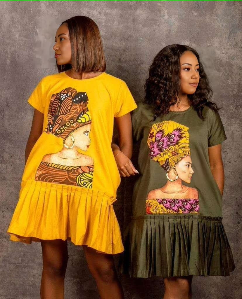 Women's Artistic Print Dress with Pleated Hem and African