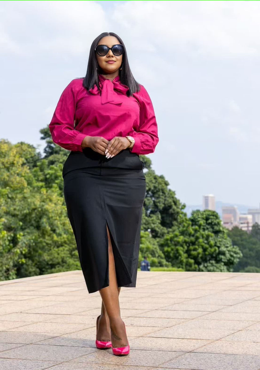 Women's Long-Sleeve Shirt with Bow Tie Detail, Elegant and Chic Neckline