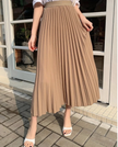Burlywood pleated midi skirt with elastic waistband