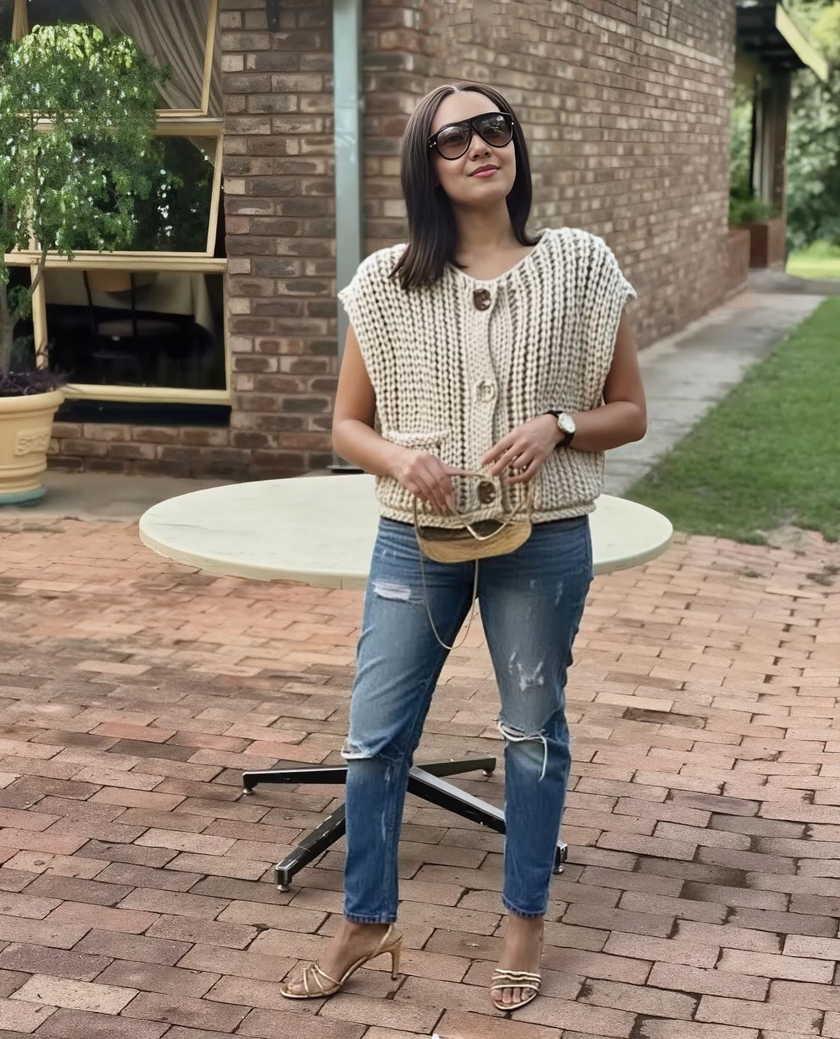 Vest Sleeveless Knitted Textured Pocket Button Chic