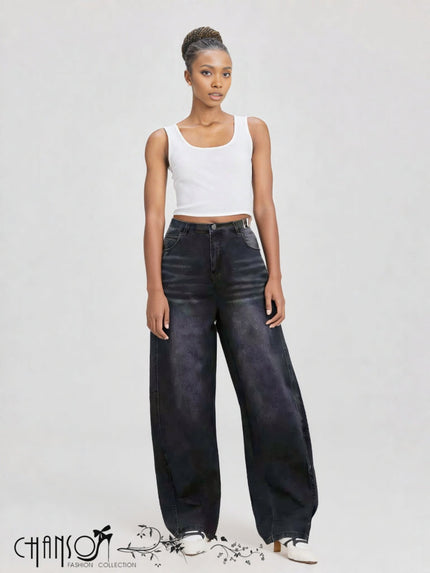 High-waist barrel-leg jeans, dark black wash, wide leg and front pockets