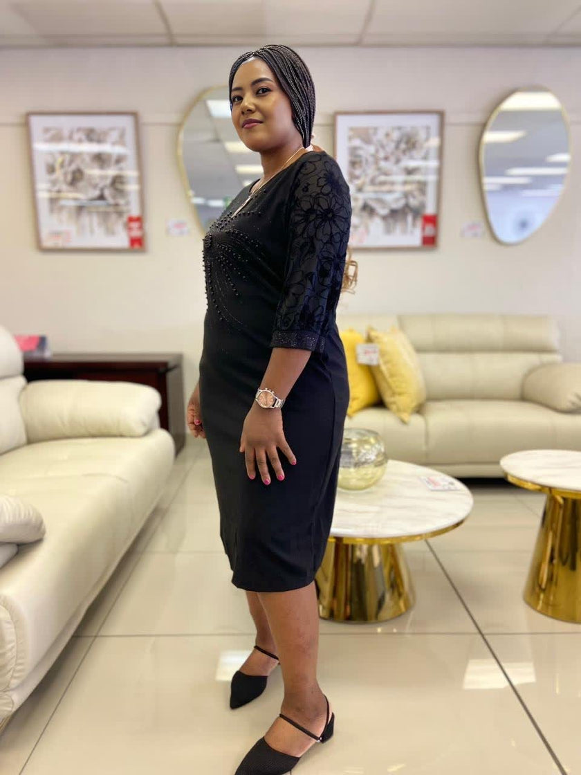 Women's Mid-Length Beaded Dress, Round Neck 3/4 Sleeves, Floral Pattern, Elegant Design