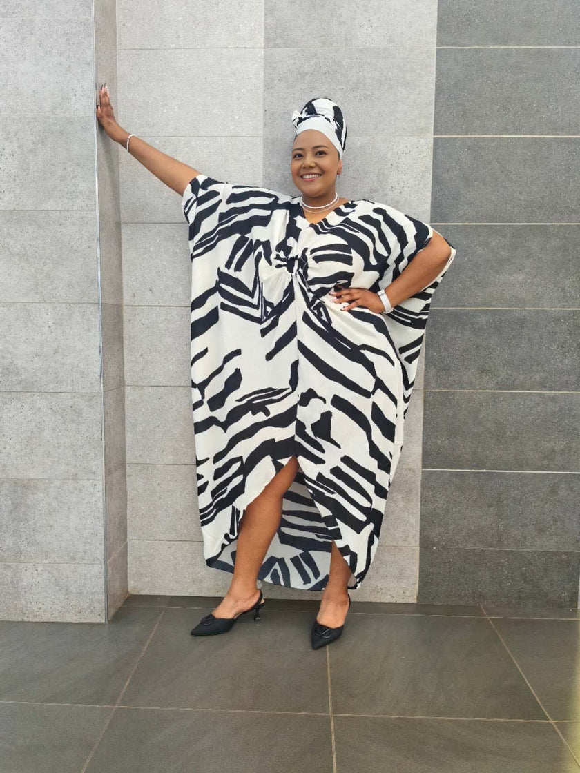 Women's Sleeveless Geometric Pattern Dress with Front Pleat Design, Loose Fit