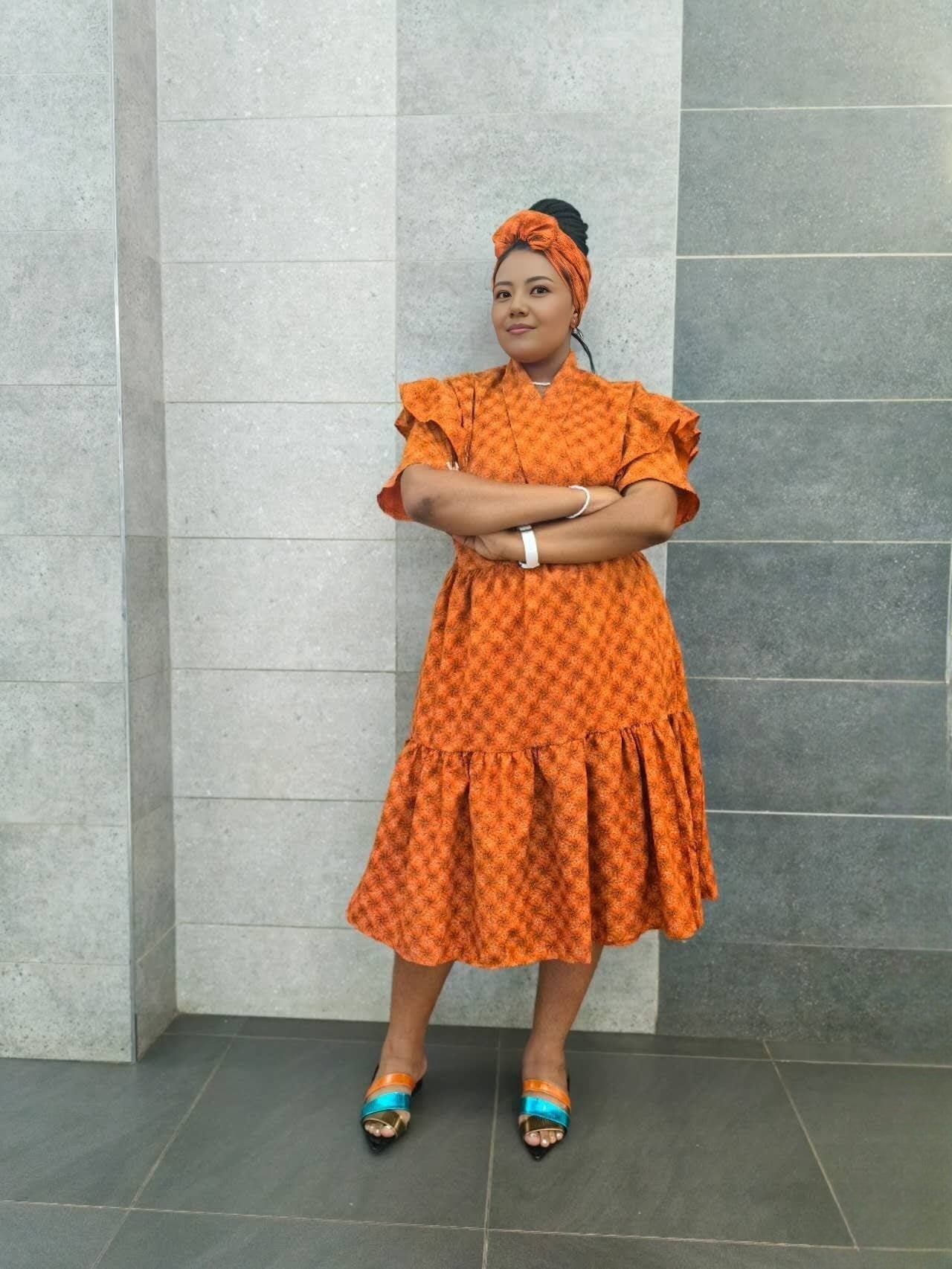 Midi Dress, orange-red with ruffled sleeves and gathered tiers