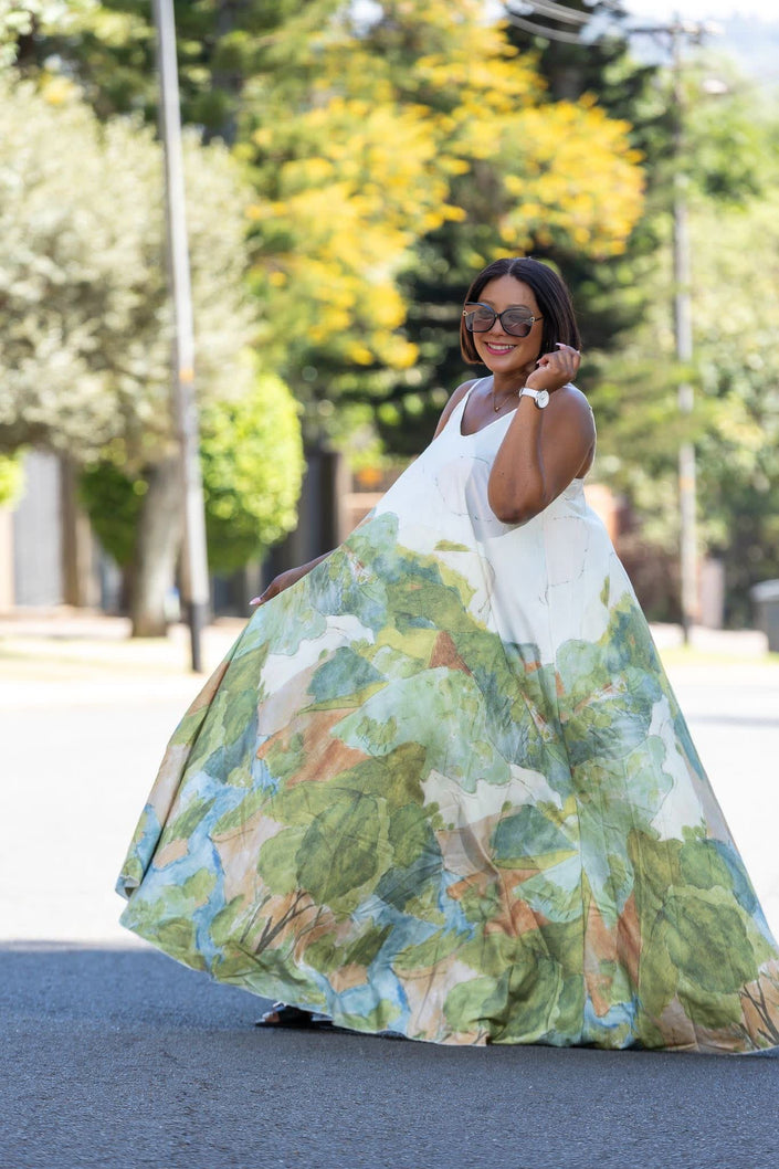 Sleeveless maxi dress with adjustable straps, green-blue floral print