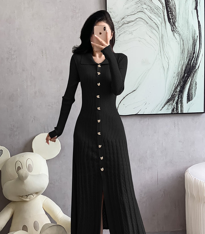 Button-Front Ribbed Knit Midi Dress with Long Sleeves and Pleated Hem Design
