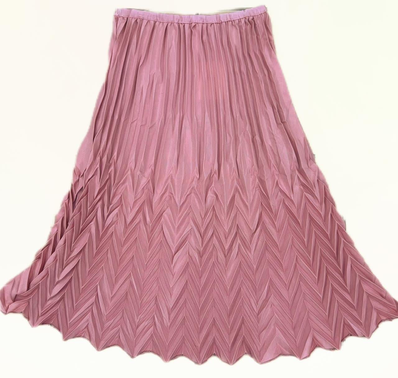 Pink pleated midi skirt with chevron zigzag pleats and elastic stretch waistband