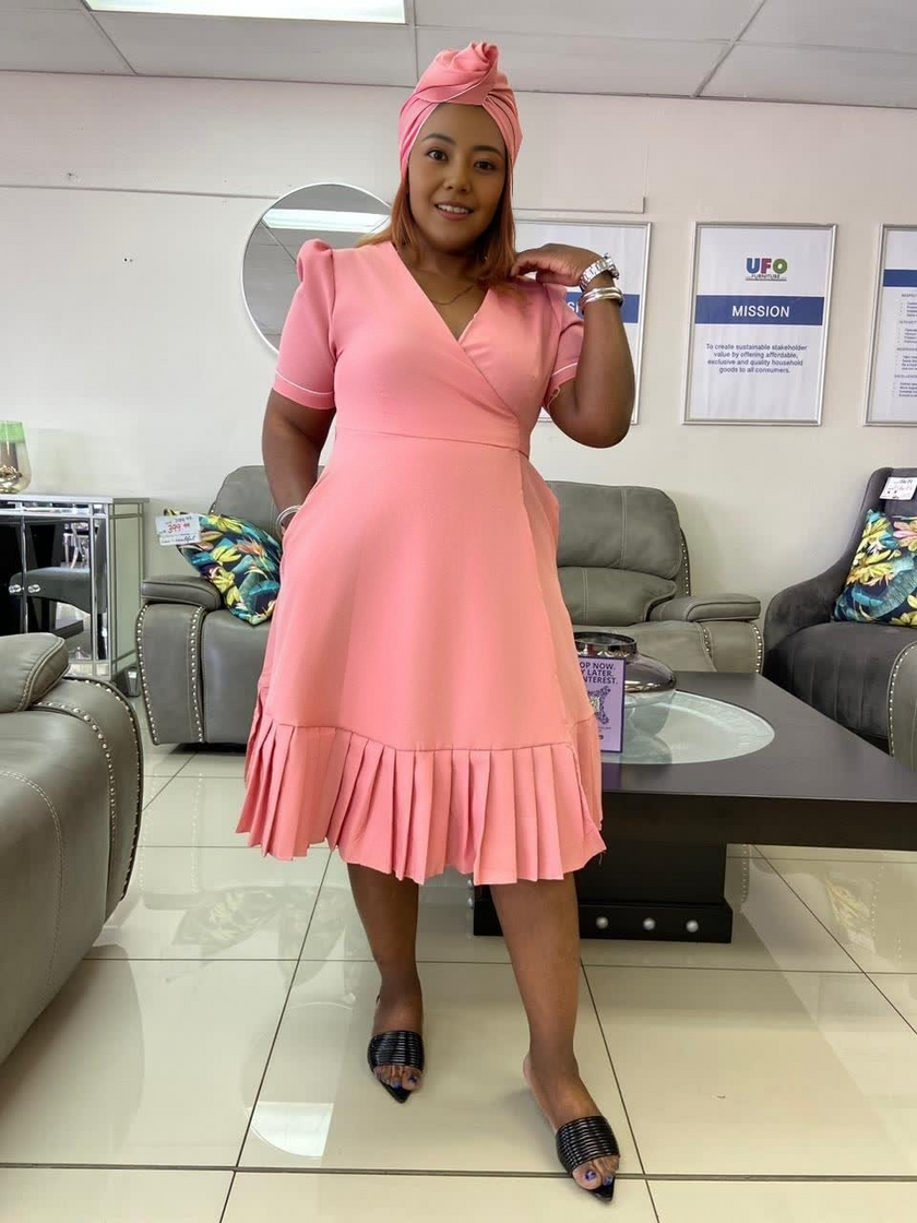 V-Neck Ruffle Hem Wrap Dress with Short Sleeves