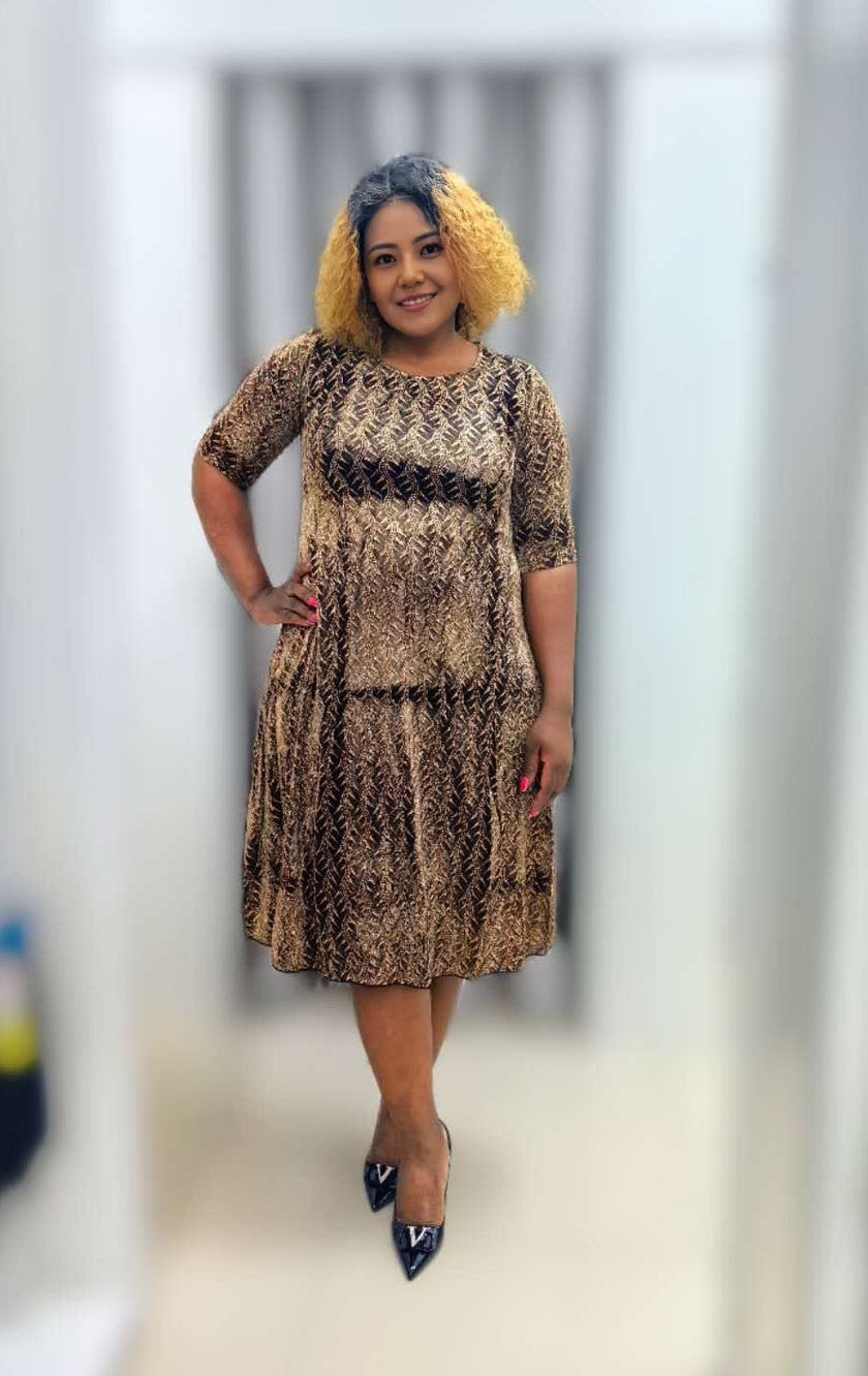 Short Sleeve Mid-Length Dress