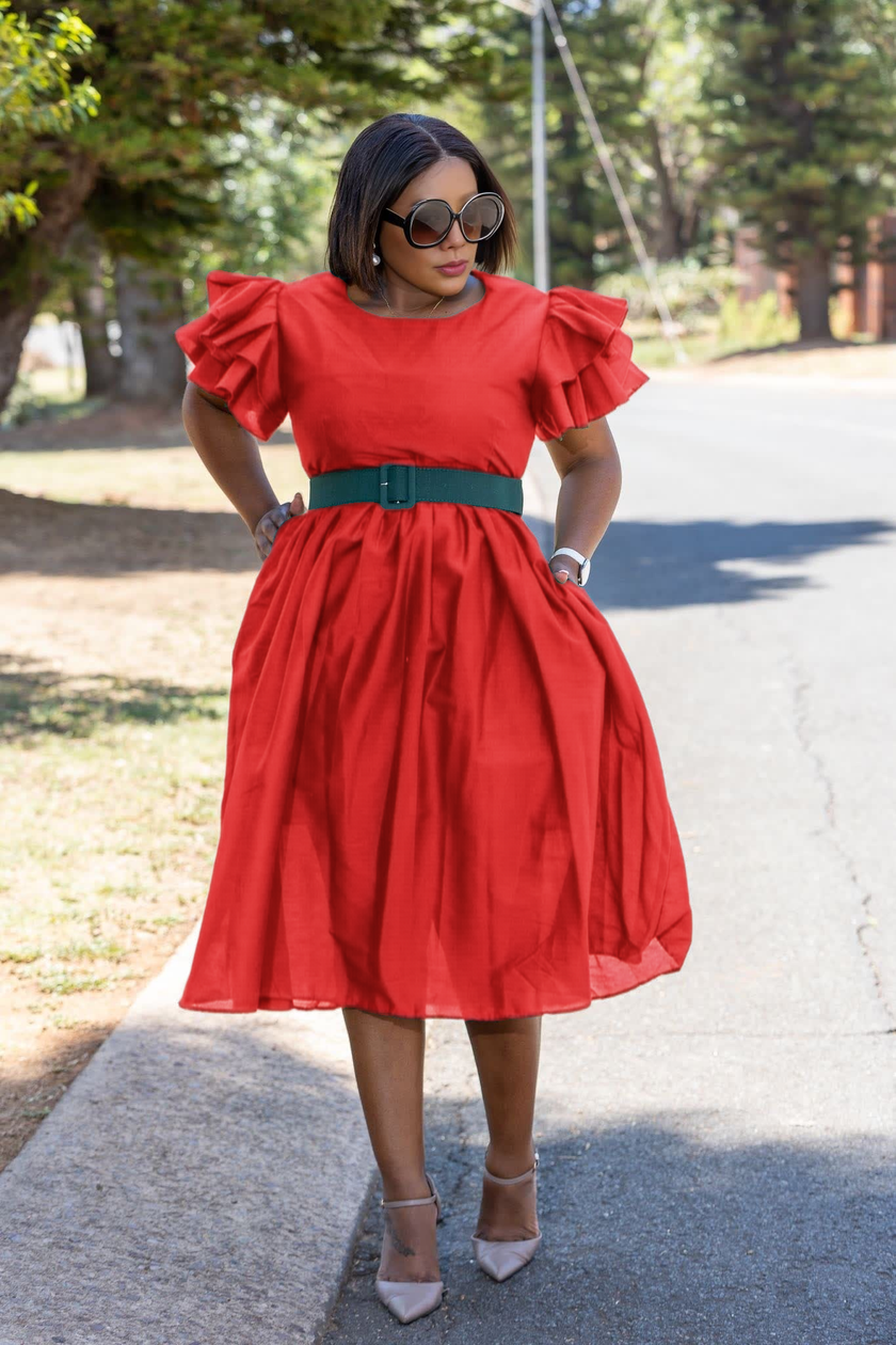 Vintage Style Puff Sleeve Dress with Cinched Waist and Elegant Midi Skirt