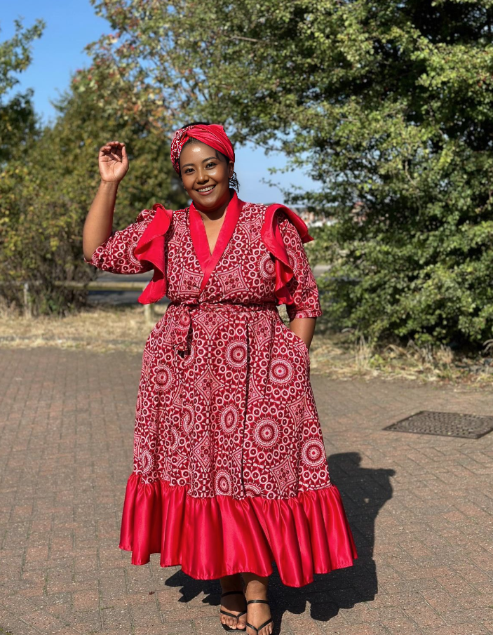 Traditional Flared Skirt Dress with Geometric Circular Patterns & Ruffled Hem