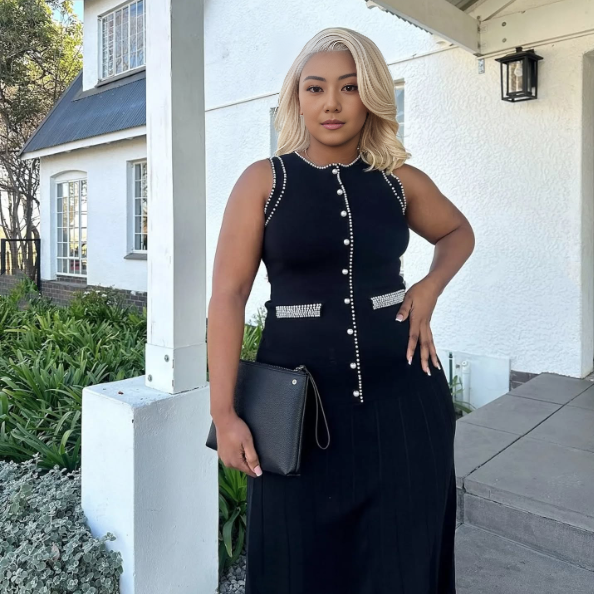 Elegant Women's Knitted Dress - Decorative Buttons