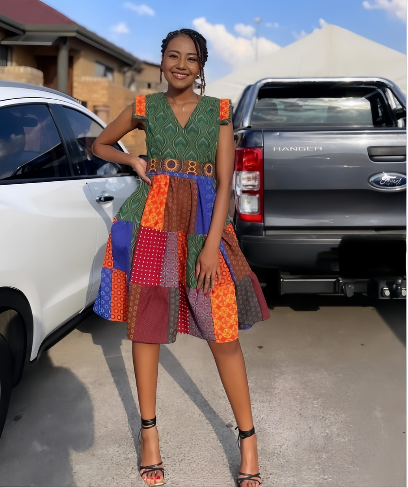 Ethnic Patchwork Dress, Suitable for Daily Wear, Unique Patchwork Design, Showcasing Various Patterns and Details