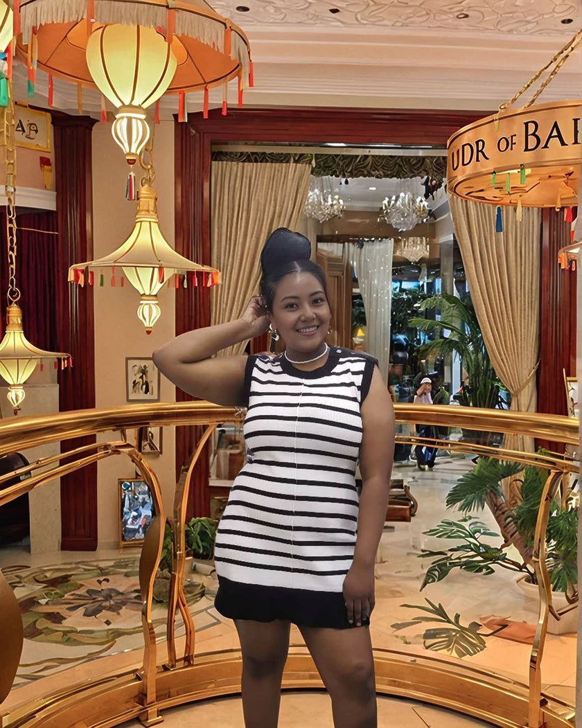 Sleeveless Round Neck Knitted Dress with Subtle Ruffled Hem