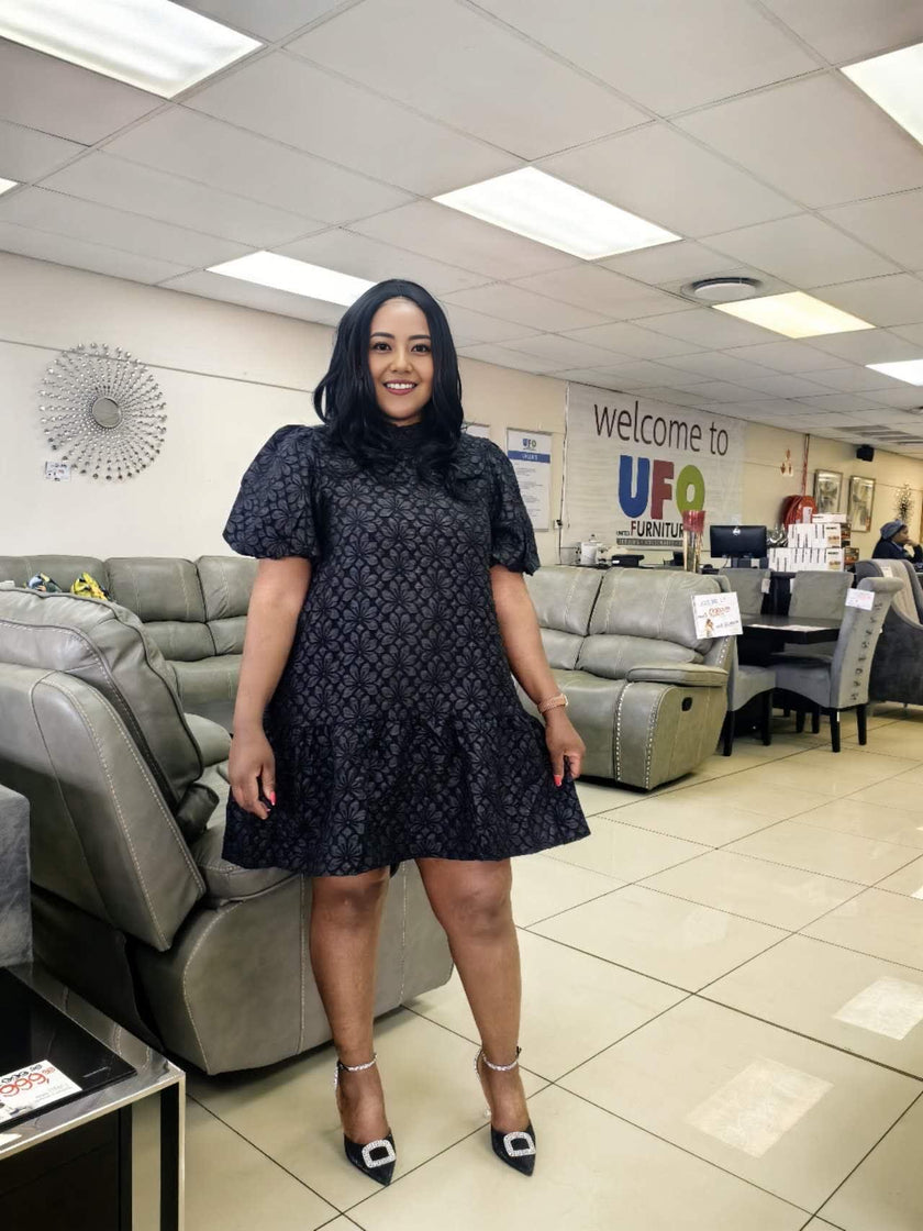 Elegant Lace Patterned Short Dress