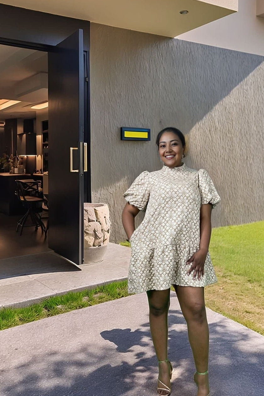 Elegant Lace Patterned Short Dress