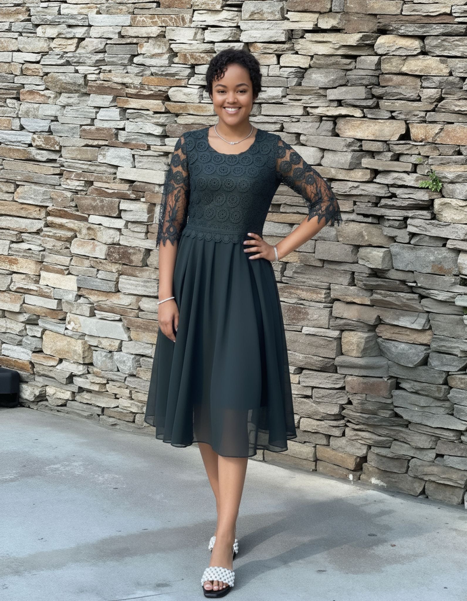 Lace Sleeve Fit-and-Flare Dress｜Textured Bodice