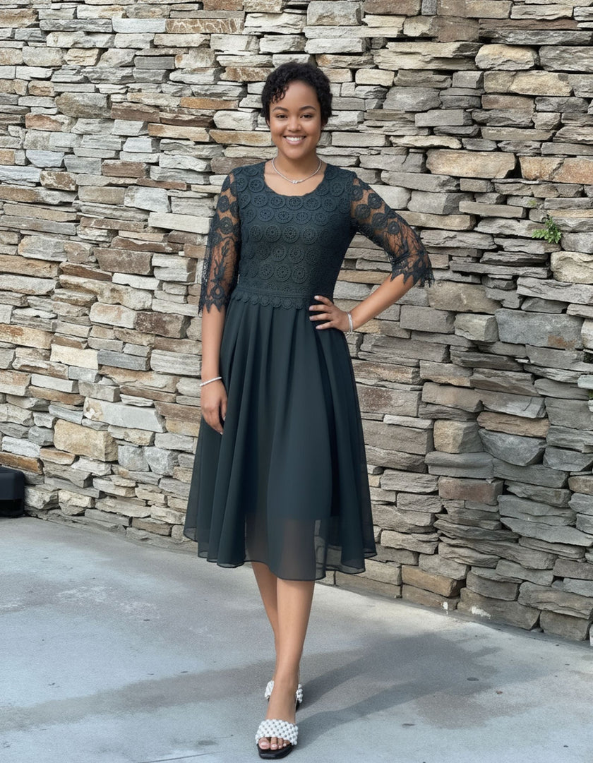 Lace Sleeve Fit-and-Flare Dress｜Textured Bodice