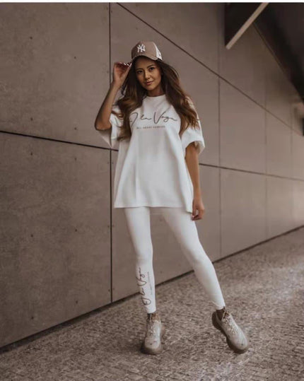 Printed short-sleeve top and leggings set, white with script logo on chest and legs