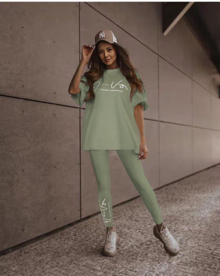 Printed short-sleeve top and leggings set, pale green with script logo on chest and legs