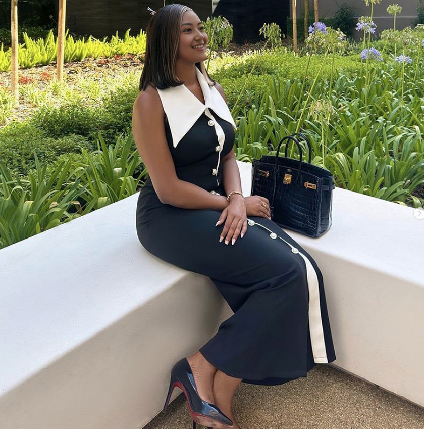 Sleeveless Slim-Fit Patchwork Midi Dress with Front Button Detail