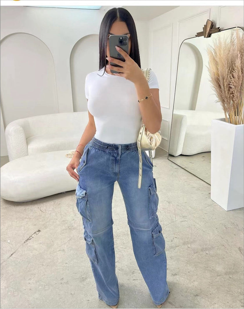 Casual Jeans with Multiple Pockets Design