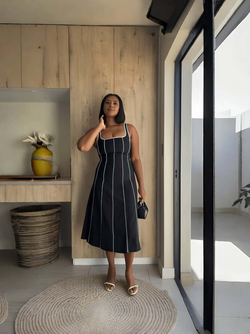 Women's Sleeveless A-Line Dress with Vertical Stripes and Square Neckline