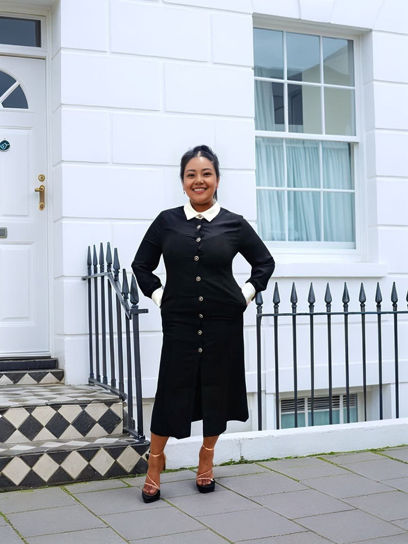 Vintage midi dress in black with contrast white collar and button-front
