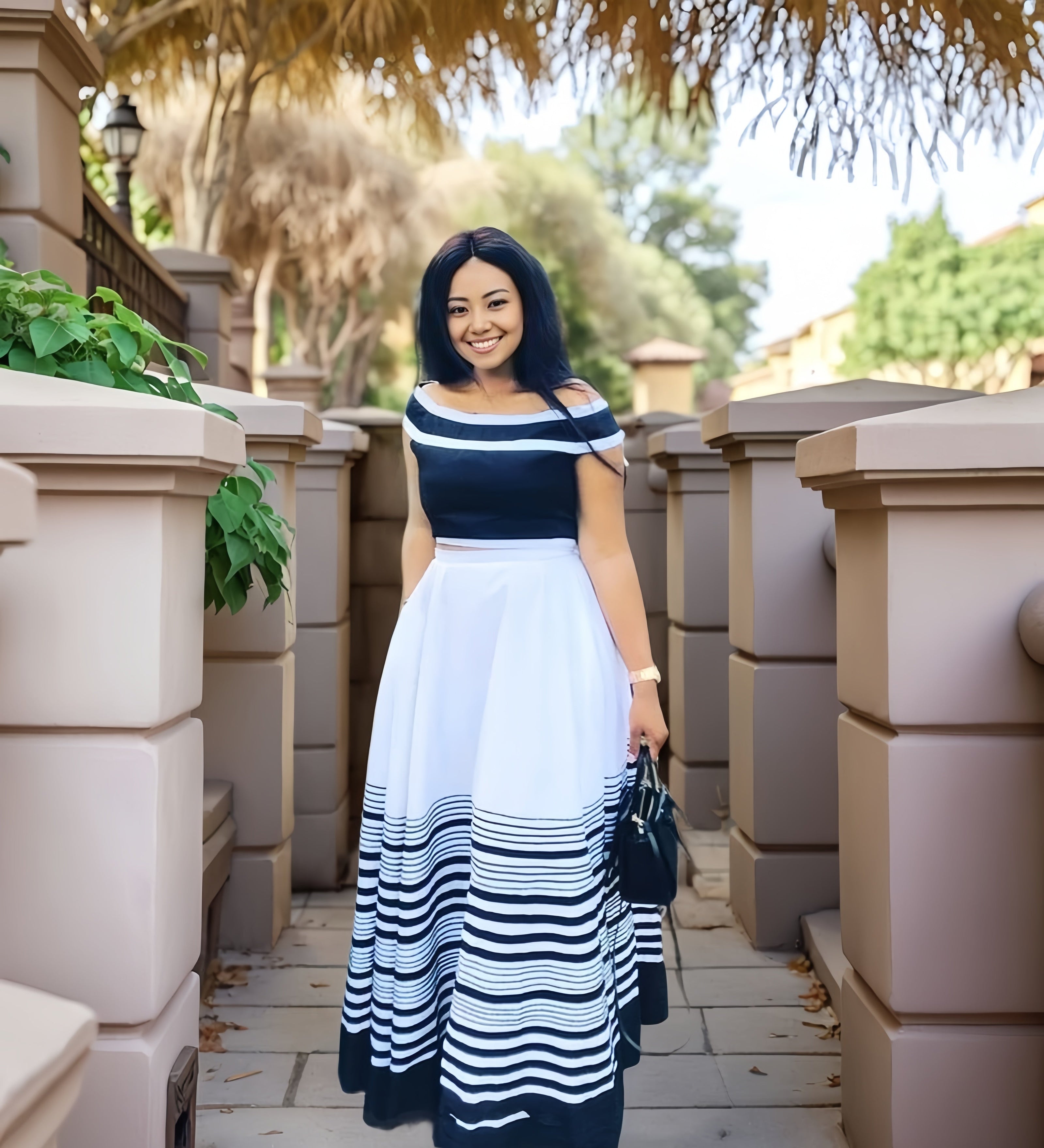 Off-Shoulder Maxikleid, A-Linie, maritimes Streifenmuster in Navy und Weiß