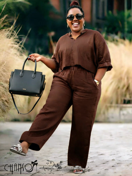 Coffee-brown relaxed-fit blouse and wide-leg pants set, elastic waist, rolled sleeves