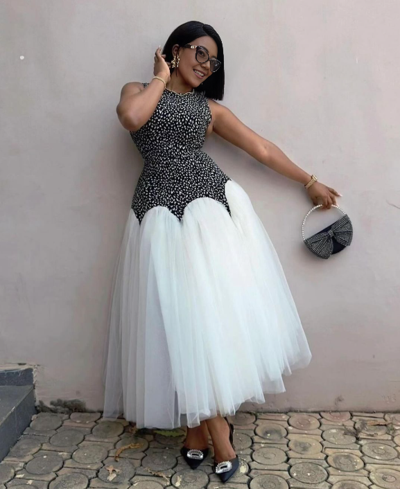 Sleeveless Printed Bodice Dress with Full Tulle Skirt