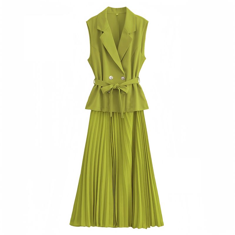 Two-piece Sleeveless Blazer and Pleated Skirt Set with Waist Belt