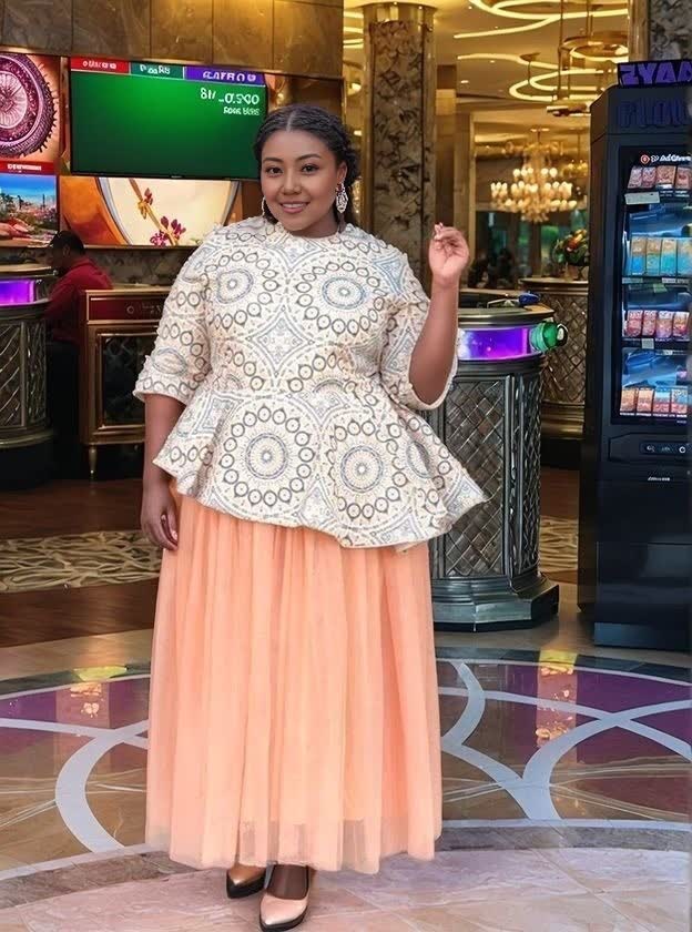 Geometric patterned tulle top and light pink tulle skirt set