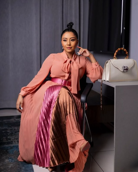 Elegant Pleated Long Sleeve Dress with Unique Geometric Pattern Design, Bow Tie Collar and Waist Belt Decoration