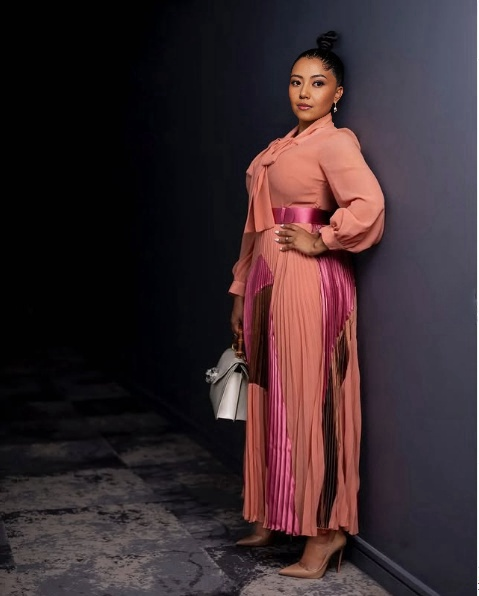 Elegant Pleated Long Sleeve Dress with Unique Geometric Pattern Design, Bow Tie Collar and Waist Belt Decoration