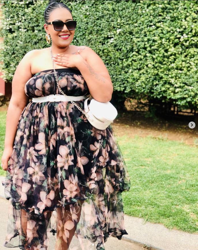 Floral layered skirt in dark floral print with tulle tiers