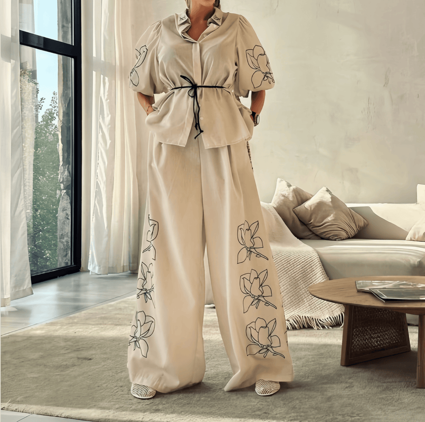 Women's Two-Piece Set - Loose Floral Pattern Puff Sleeve Top and High-Waisted Pants with Waist Tie Detail